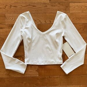 Lululemon NWT size 4 align long sleeve white